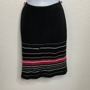 29- White House Black Market EUC Black Striped Skirt, Size 4. Rayon Blend